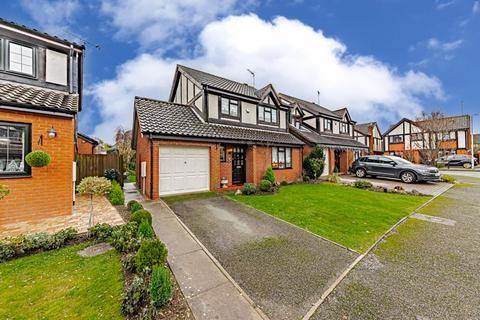 3 bedroom detached house for sale, Staines Square, Dunstable