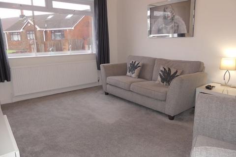 18 Clough Road, Shaw, Oldham, OL2 8QD