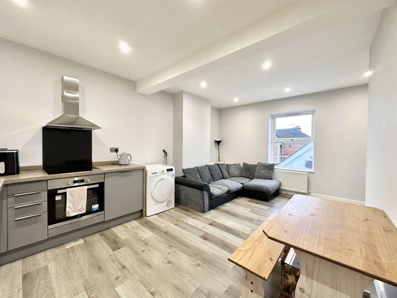 Ashley Road 2023, Poole BH14 1 bed flat for sale £180,000