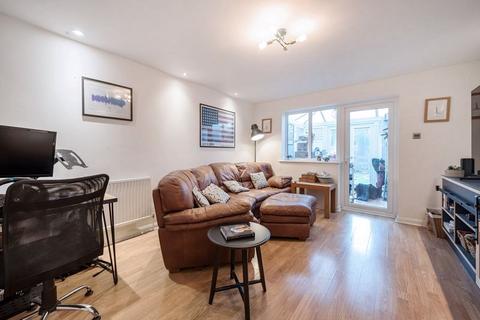 93 Chipstead Valley Road, Coulsdon, CR5 3BP