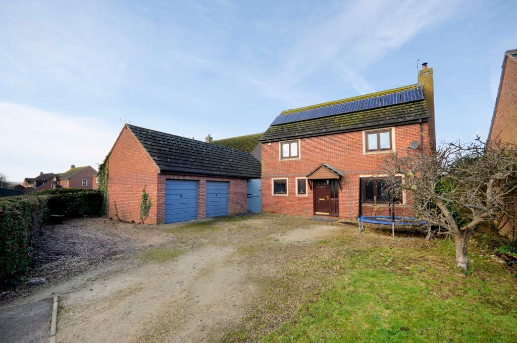 The Close, Bulkington, Devizes, Wiltshire, SN10 1SR 4 bed detached