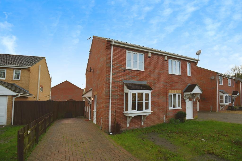 St Andrews Close Outwell Wisbech Pe14 8tr 2 Bed Semi Detached House