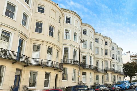 2 bedroom flat to rent, Eaton Place, Kemptown