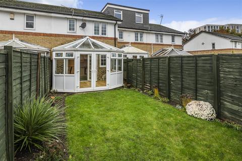 3 Culloden Close, London, SE16 3JH