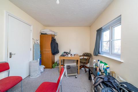 2 bedroom semi-detached house for sale, Brent Terrace, London, NW2