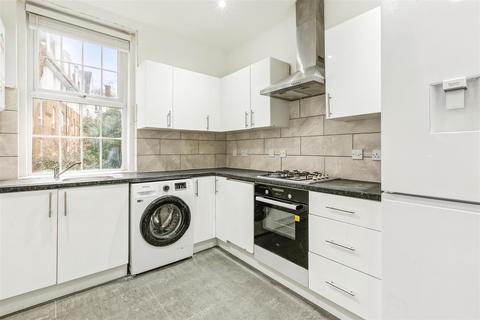 3 bedroom flat to rent, Jebb Avenue, Brixton