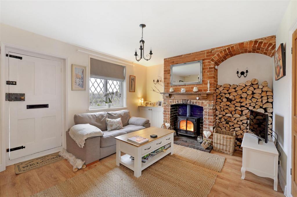 Church Road, Paddock Wood 2 bed semidetached house for sale £459,950