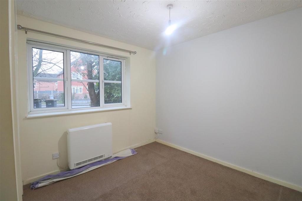 Bedroom.JPG