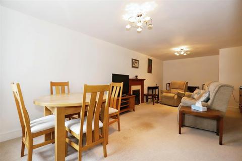 1 bedroom apartment for sale, Talbot Court, Salop Street, Bridgnorth, Shropshire, WV16 9BR