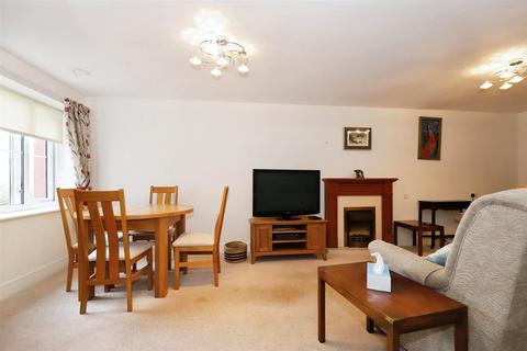 1 bedroom apartment for sale, Talbot Court, Salop Street, Bridgnorth, Shropshire, WV16 9BR