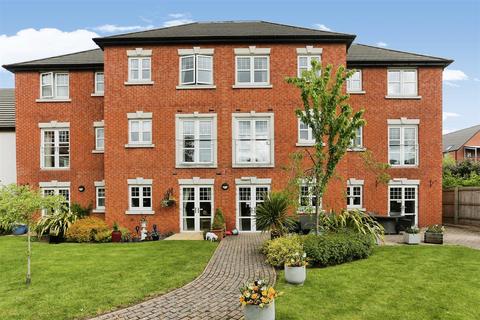 2 bedroom apartment for sale, Dugdale Court, Coventry Road, Coleshill, Birmingham, B46 3AT