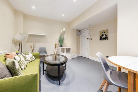 1 bedroom flat to rent, Devonshire Terrace, London