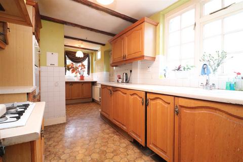 3 bedroom semi-detached house for sale, The Cutting, Brighton Road, Redhill