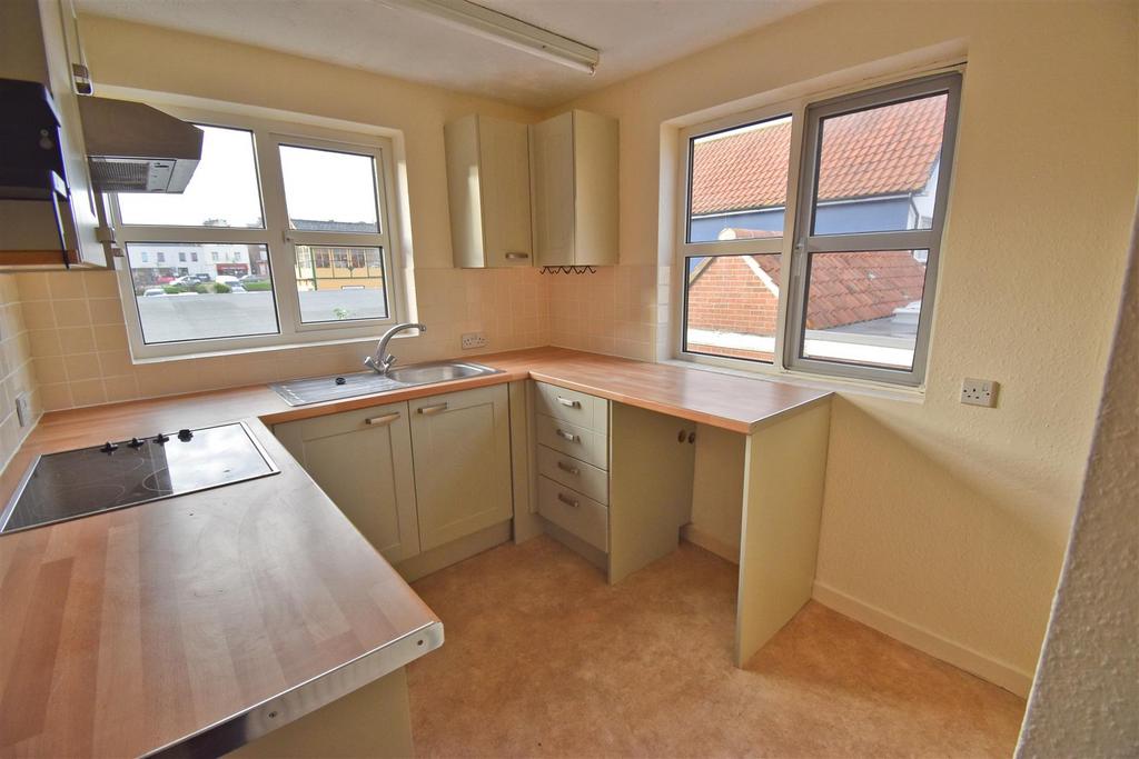 Station Road, Sheringham 3 bed to rent £850 pcm (£196 pw)