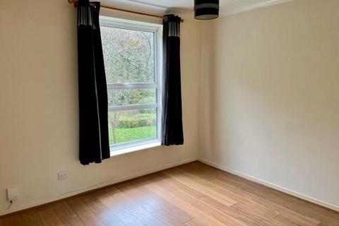 46 Penenden, New Ash Green, Longfield, DA3 8LS