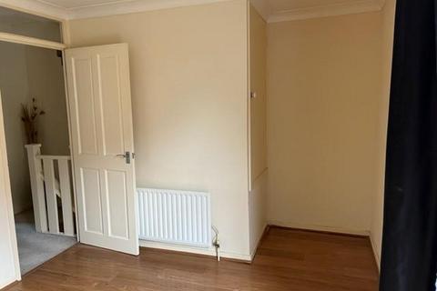 46 Penenden, New Ash Green, Longfield, DA3 8LS