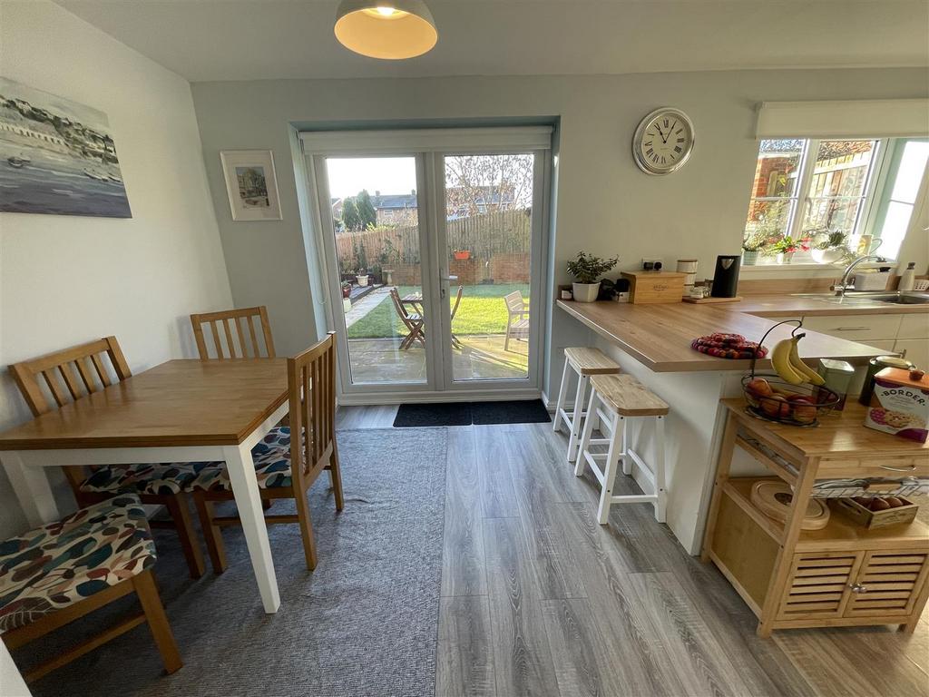 Sandringham Way, Newfield, Chester Le Street 3 bed detached house for