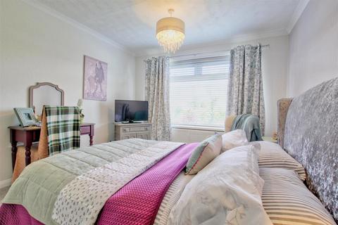 33 Beech Close, Sproatley, Hull, HU11 4XB