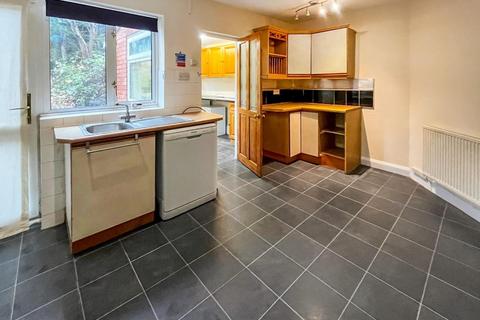 197 Edenhurst Road, Birmingham, B31 4PP