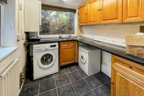197 Edenhurst Road, Birmingham, B31 4PP