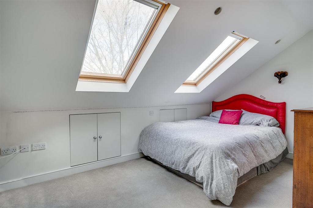 Duke Road, W4 - FOR SALE