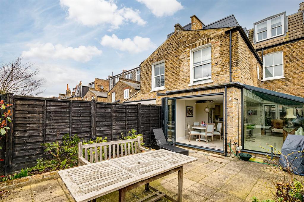 Duke Road, W4 - FOR SALE