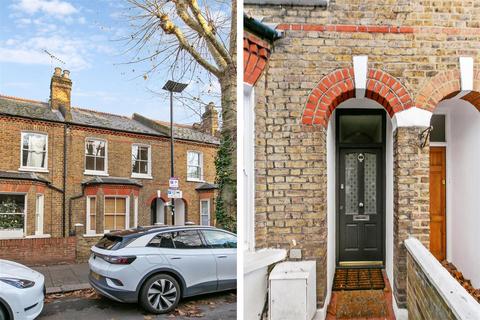 7 Paxton Road, London, W4 2QT