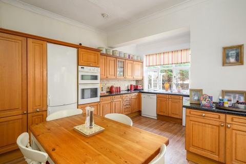 5 bedroom detached house for sale, Hersham Road, Walton-on-Thames, KT12