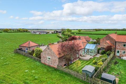 3 bedroom detached bungalow for sale, Field Cottage, Gribthorpe, DN14 7NT