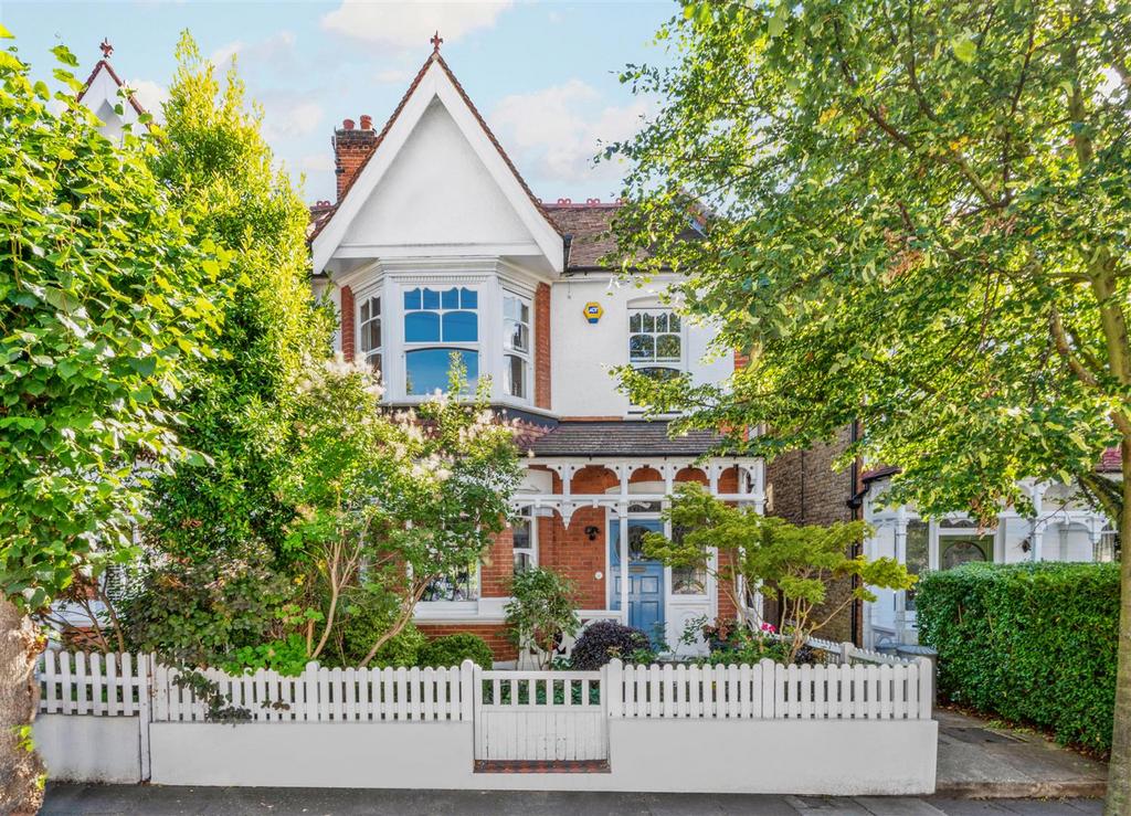 Dunmore Road, West Wimbledon, SW20 4 bed house for sale £1,900,000