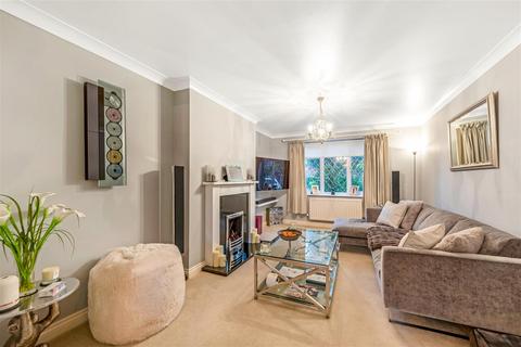 23 Mill Road, Dunton Green, Sevenoaks, TN13 2UZ