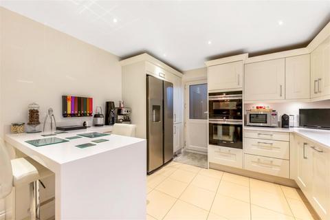 23 Mill Road, Dunton Green, Sevenoaks, TN13 2UZ