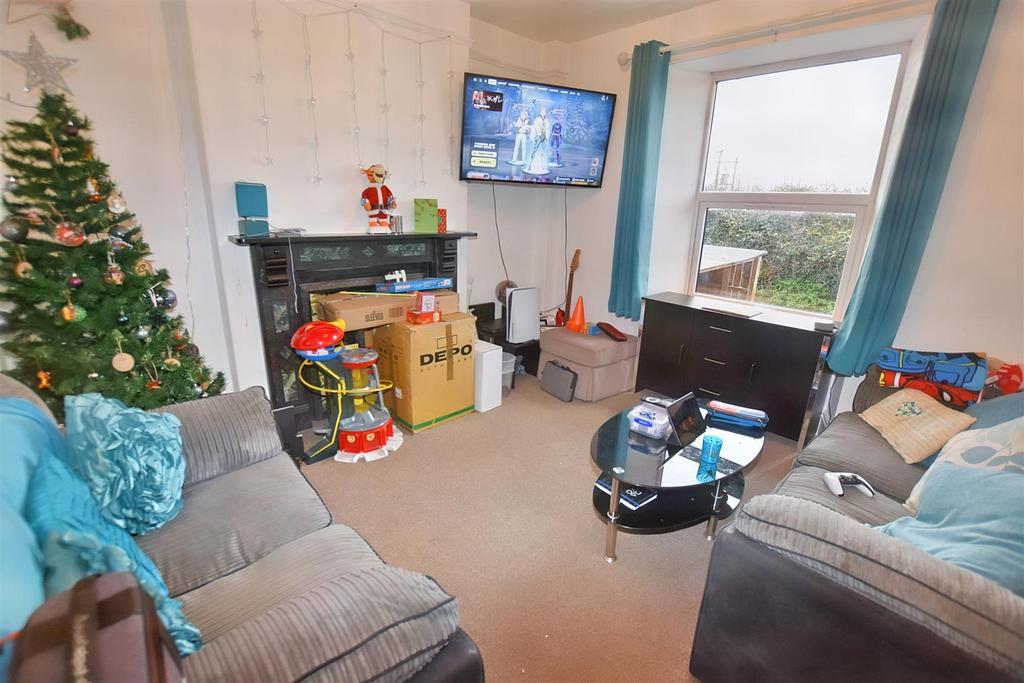 Higher Penponds Road, Higher Penponds, Camborne 3 bed terraced house