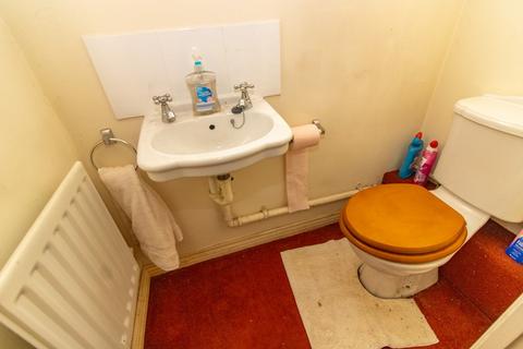 2 bedroom semi-detached house for sale, Hedgerow Road, Leicester, LE3