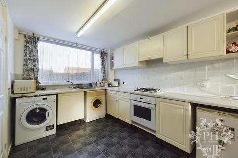 3 bedroom terraced house for sale, Skirbeck Avenue, Middlesbrough