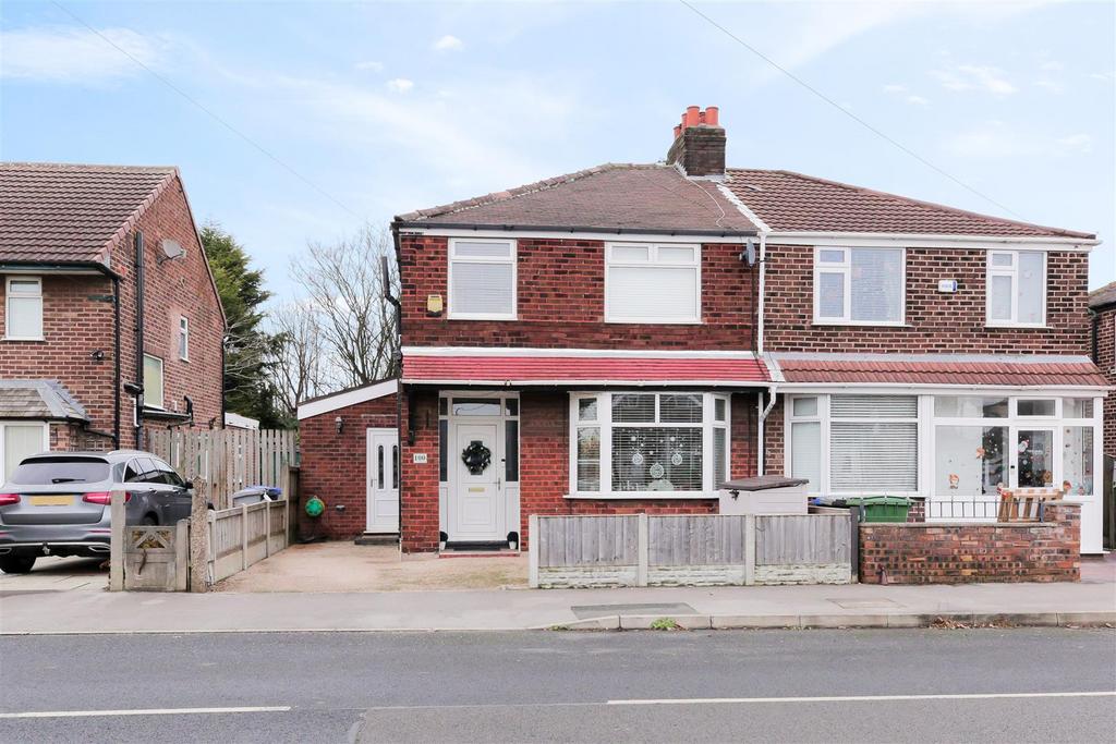 Lindsell Road, West Timperley, Altrincham 3 bed semidetached house for