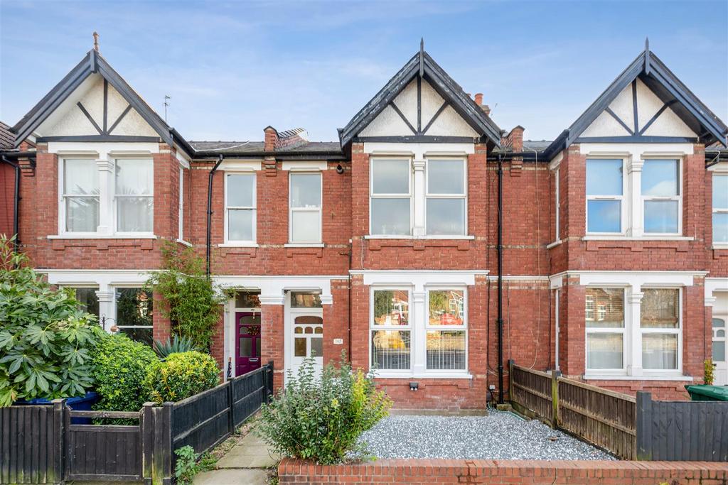 Squires Lane, Finchley 2 bed flat for sale £450,000