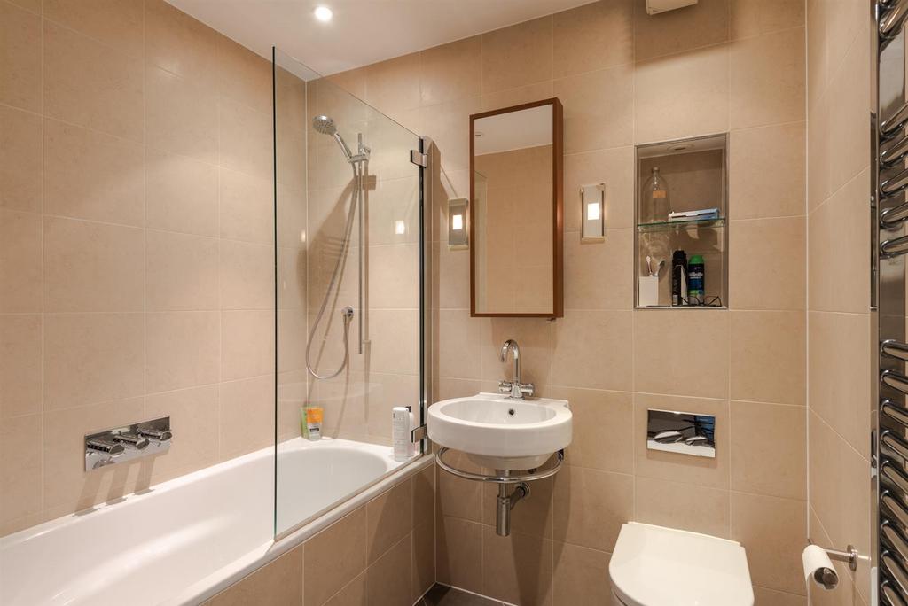 605 9b Clerkenwell Road 17.jpg