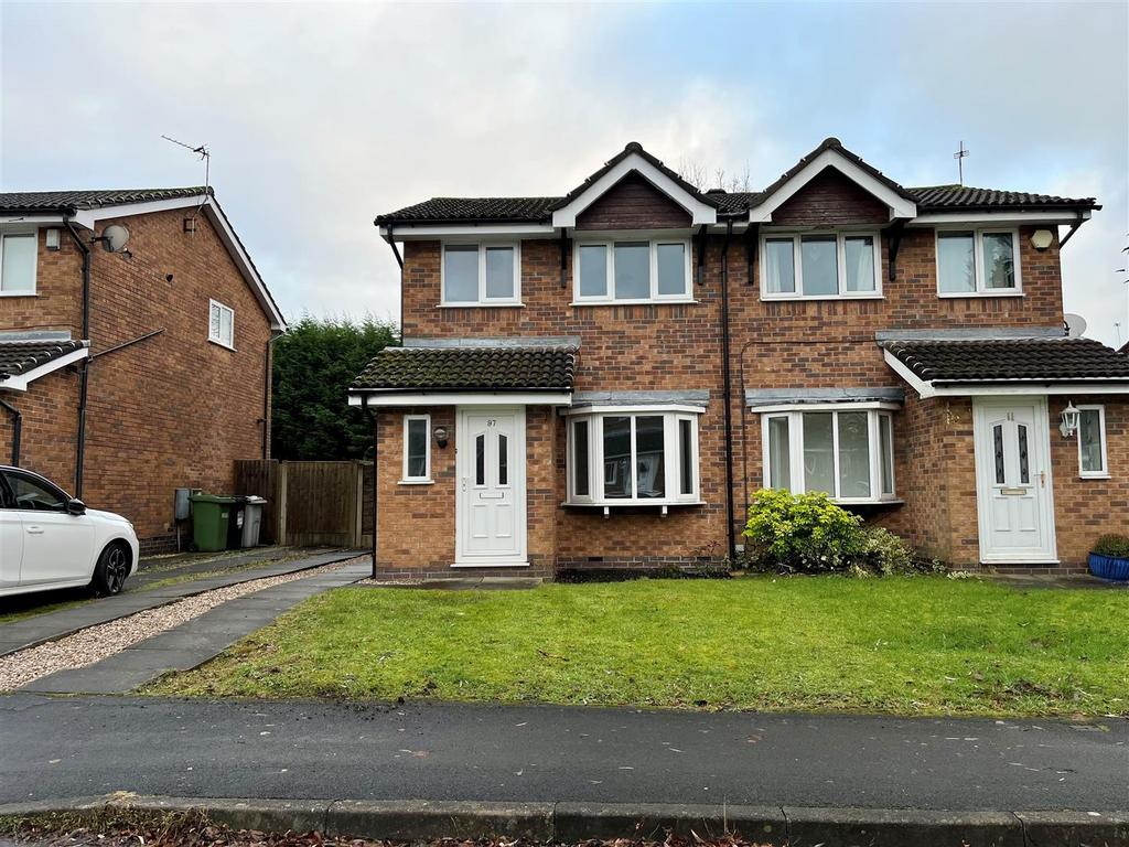 Turnberry Drive, Wilmslow 3 bed semidetached house for sale £349,950
