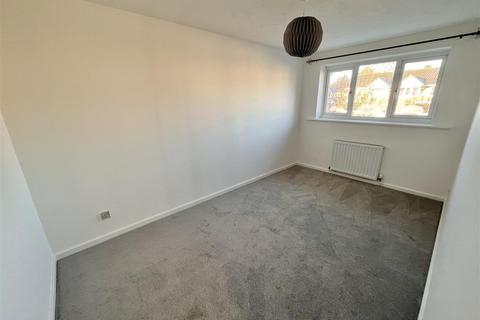 97 Turnberry Drive, Wilmslow, SK9 2QW