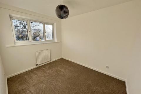 97 Turnberry Drive, Wilmslow, SK9 2QW