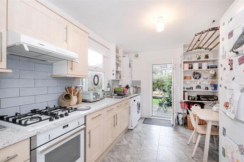 11 Greville Road, London, E17 9HG