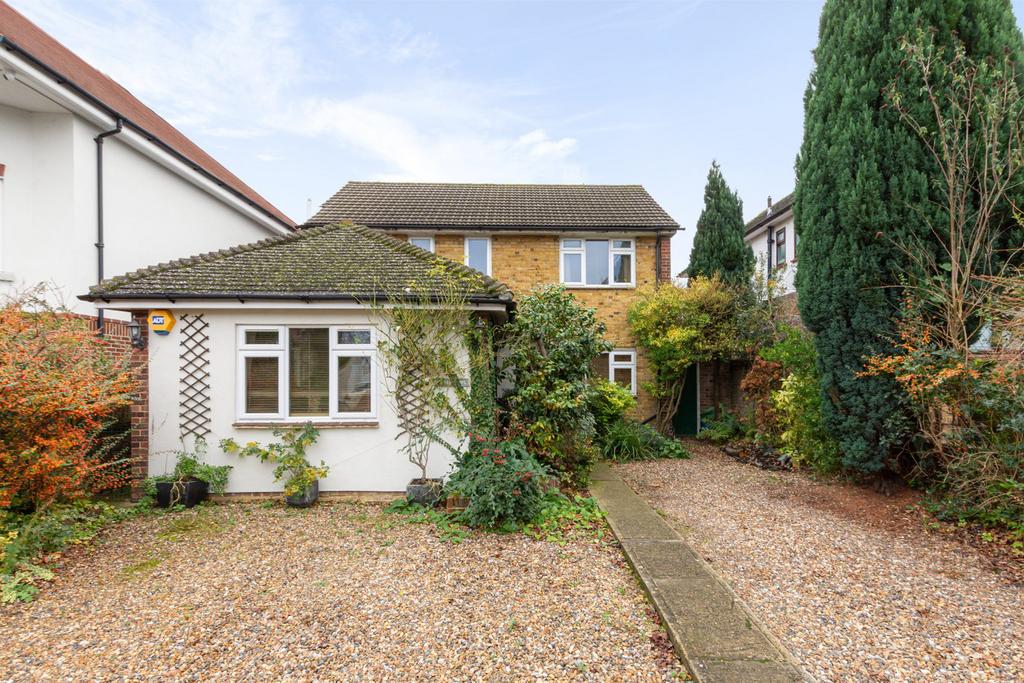 Priestlands Park Road, Sidcup, DA15 3 bed detached house for sale £