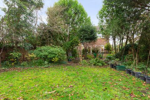 3 bedroom detached house for sale, Priestlands Park Road, Sidcup, DA15