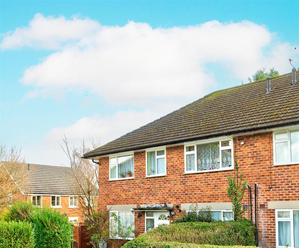 Almond Avenue, Gobowen, Oswestry 2 bed apartment for sale £125,000