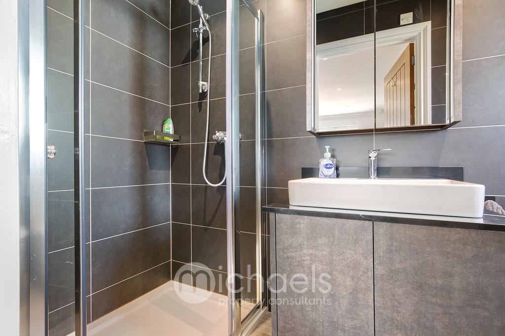 En-Suiter Shower Room (2nd)