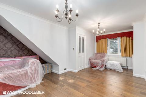 31 Heathgate, Hertford Heath, Hertford, SG13 7PL
