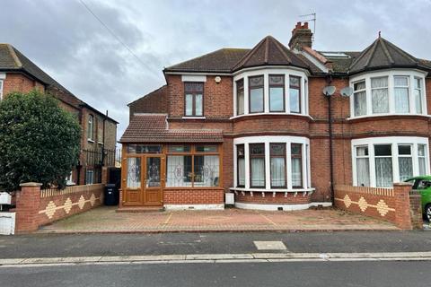 5 bedroom house for sale, Aberdour Road, Ilford