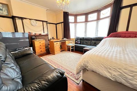 5 bedroom house for sale, Aberdour Road, Ilford