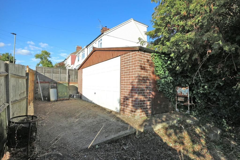 Double garage.jpg